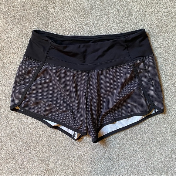 Lululemon black patterned running shorts - Picture 2 of 4